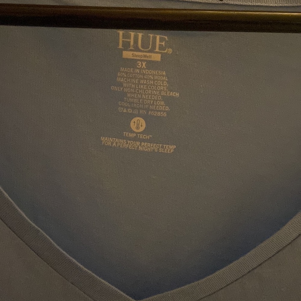 NWT 3x HUE shirt - Picture 2 of 4
